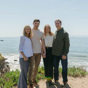 Meet your Posher, Devan